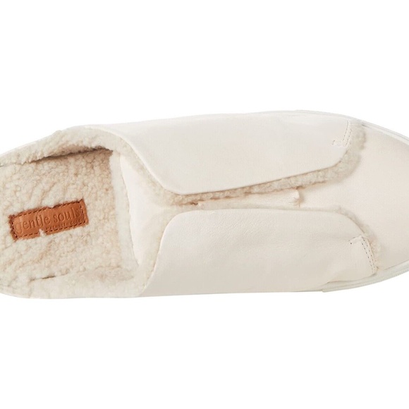 New Gentle Souls by Kenneth Cole Rory Ruffle Mule Cozy Off White Slip On Shoes - Picture 2 of 10
